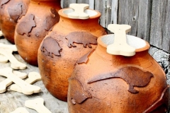 interactive-electro-cooking-pots-by-ceramic-artist-jon-williams